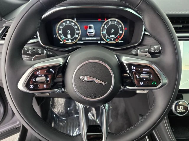 2026 Jaguar F-Pace R-Dynamic S - Photo 19