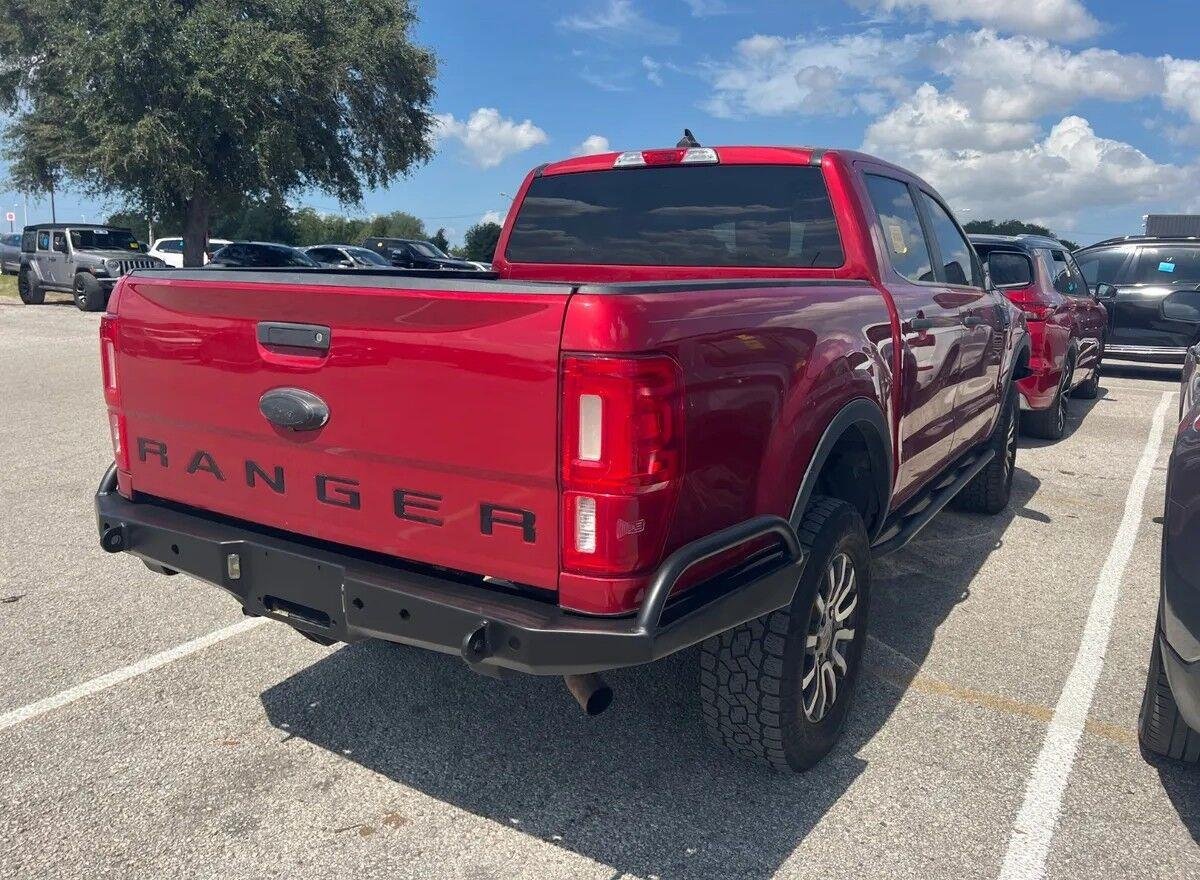 Used 2021 Rapid Red Metallic Tinted Clearcoat Ford XLT image 4