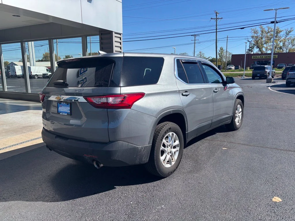 Used 2019 Gray Chevrolet LS image 5