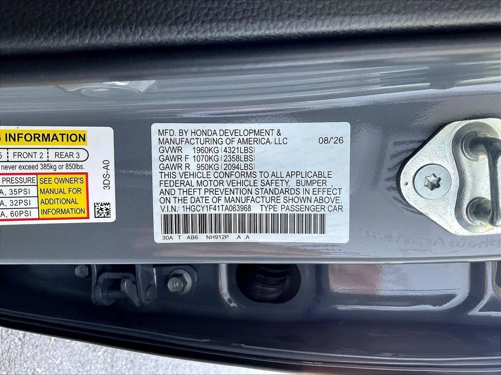 New 2026 Urban Gray Pearl Honda SE image 21
