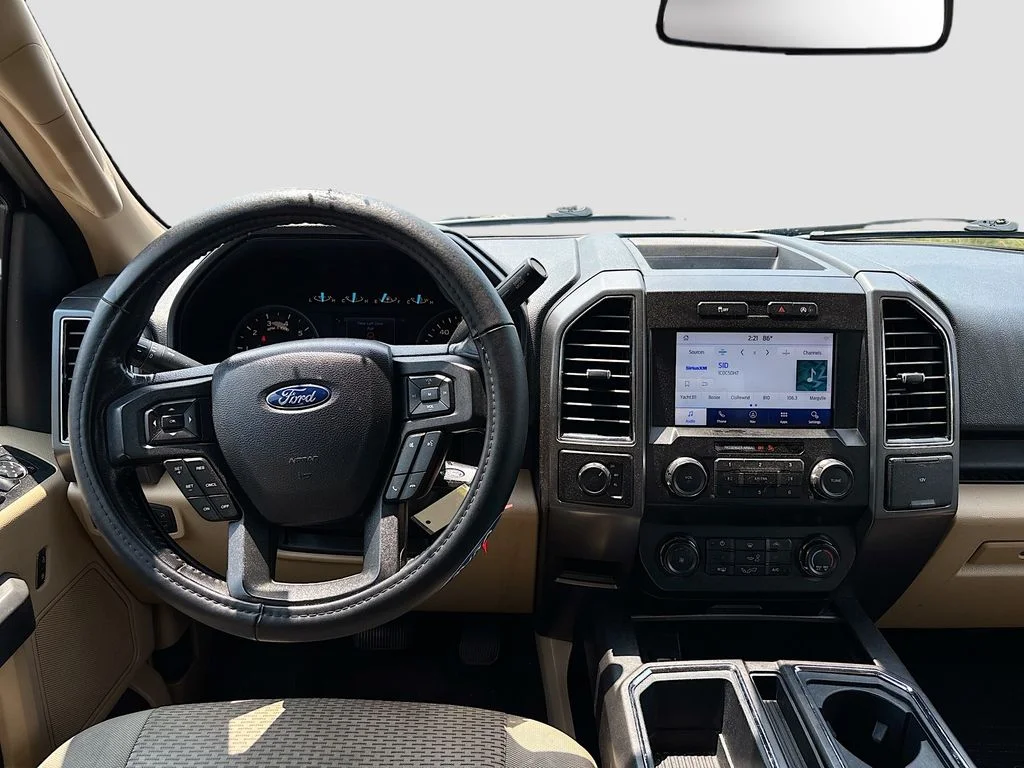 Used 2019 Silver Spruce Metallic Ford XLT image 20