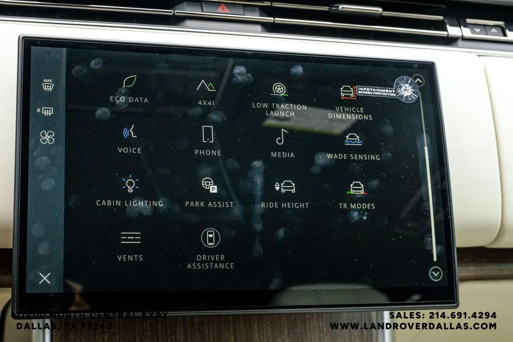 New 2026 Fuji White Land Rover SE image 34
