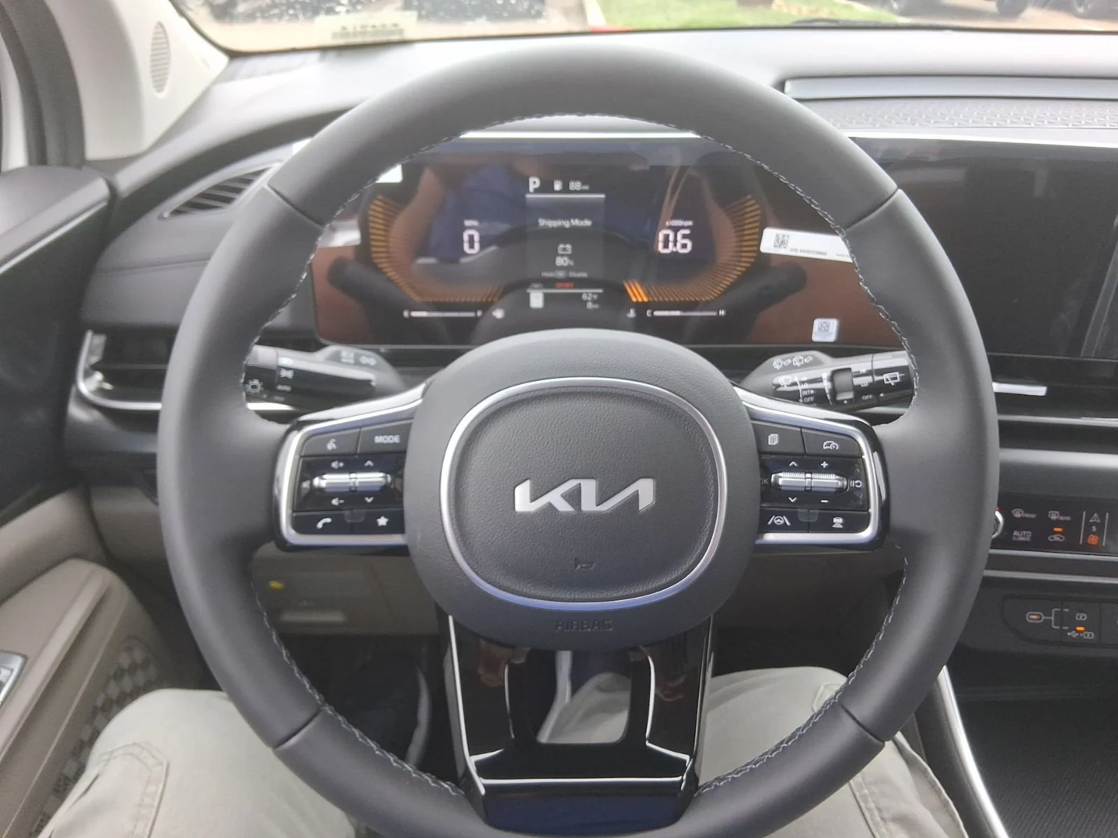 New 2026 White Kia LXS image 8