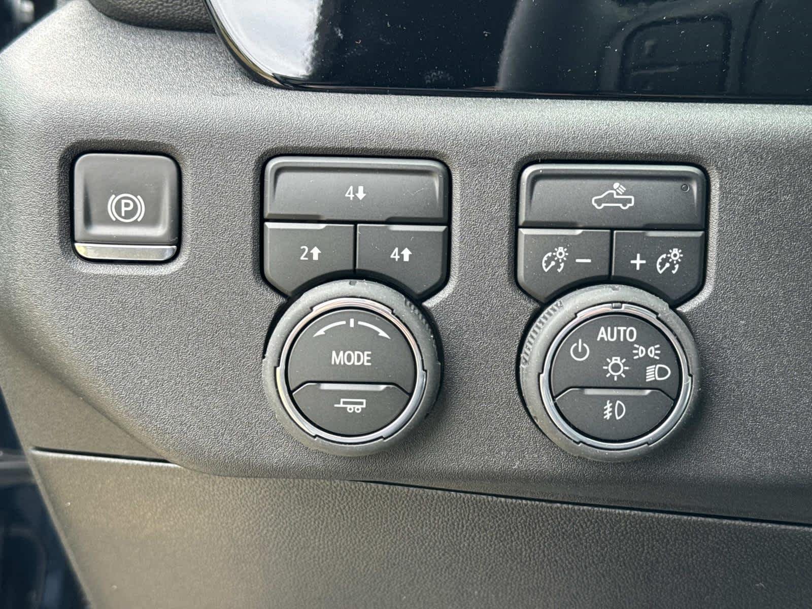 2026 Chevrolet Silverado 3500HD LT - Photo 13