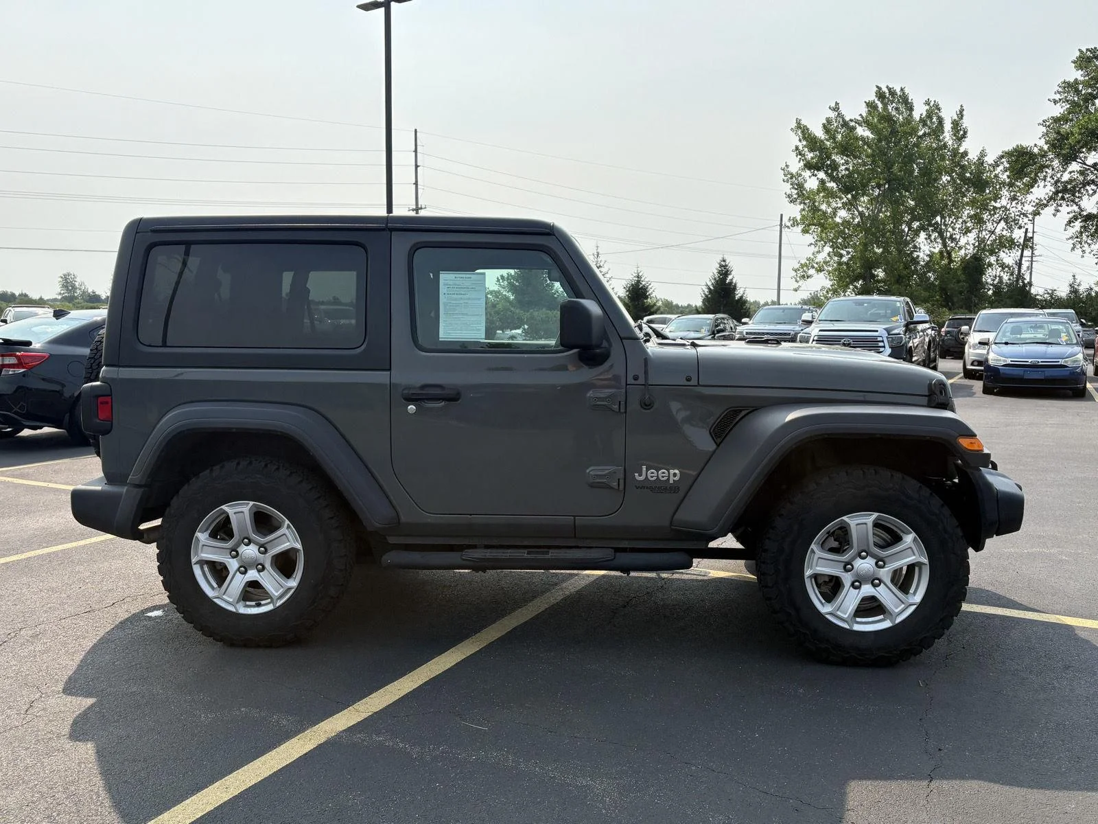 Used 2020 Sting-Gray Clearcoat Jeep Sport S image 8
