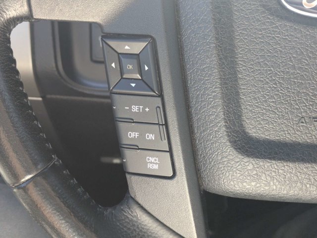 Used 2015 Black Ford XLT image 28