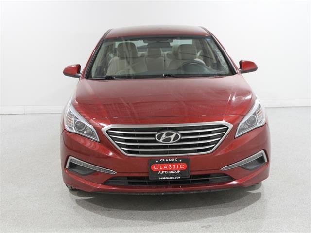 Used 2015 Hyundai Sonata SE with VIN 5NPE24AF3FH206242 for sale in Mentor, OH