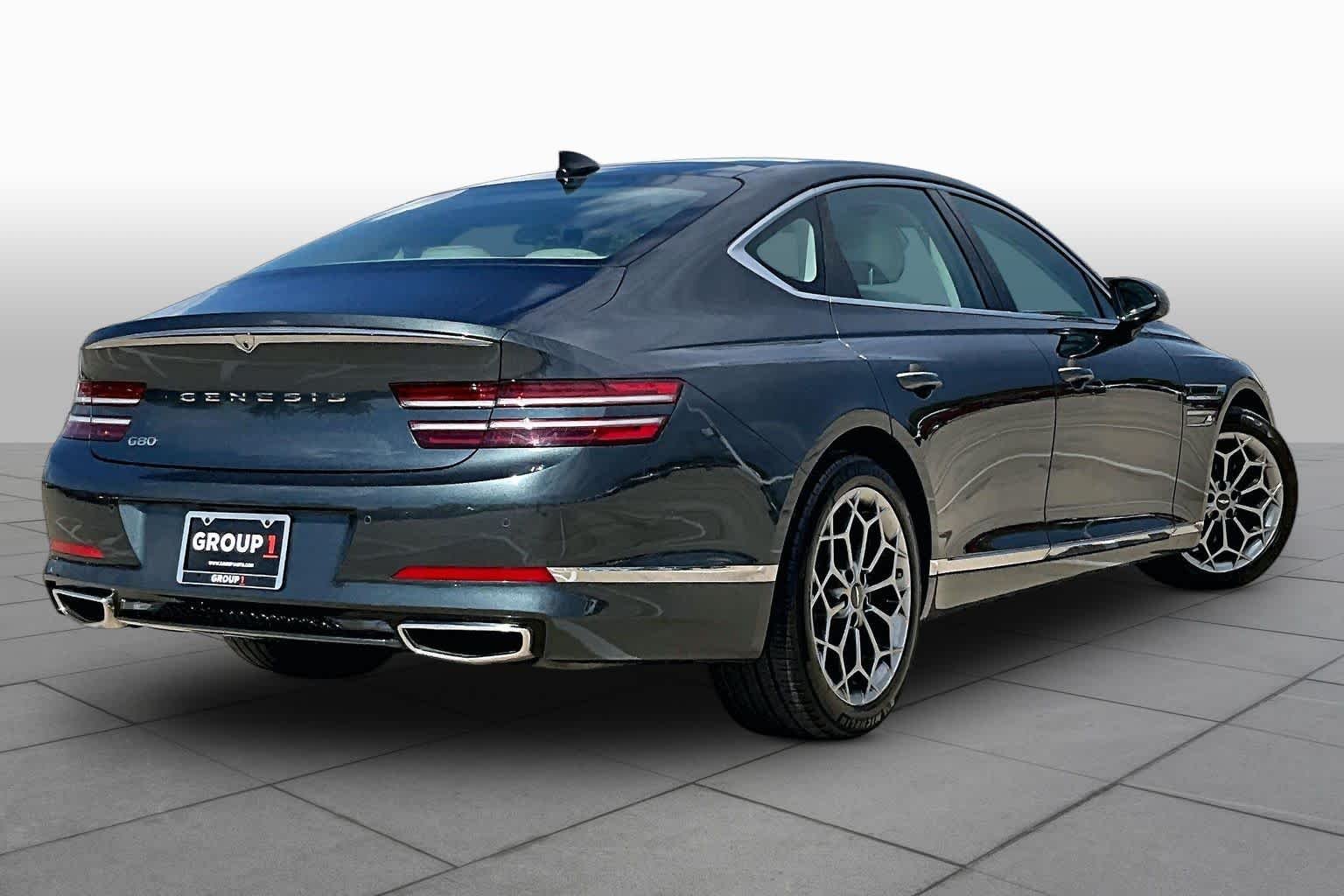 Used 2021 Black Forest Green Genesis 2.5T image 13