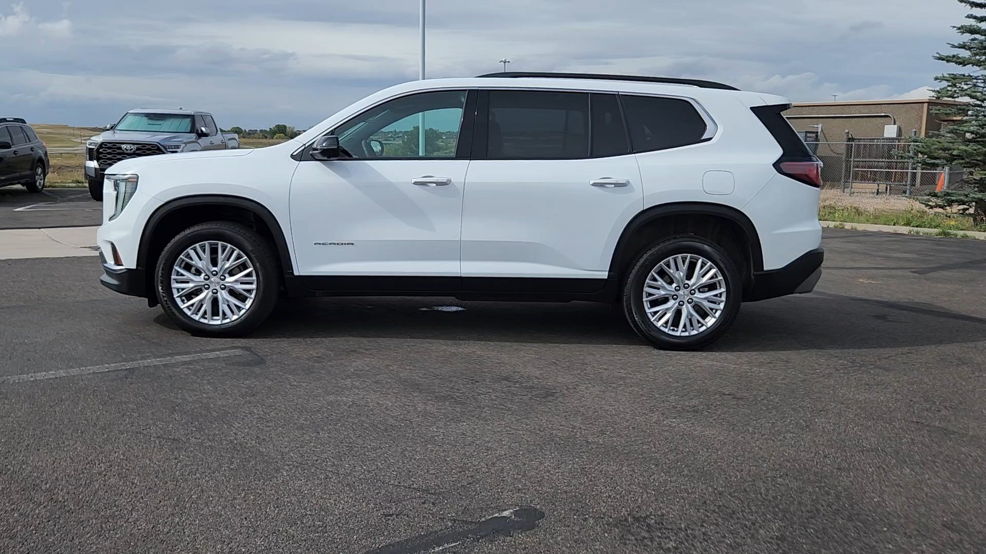 Used 2026 Summit White GMC AWD Elevation image 2