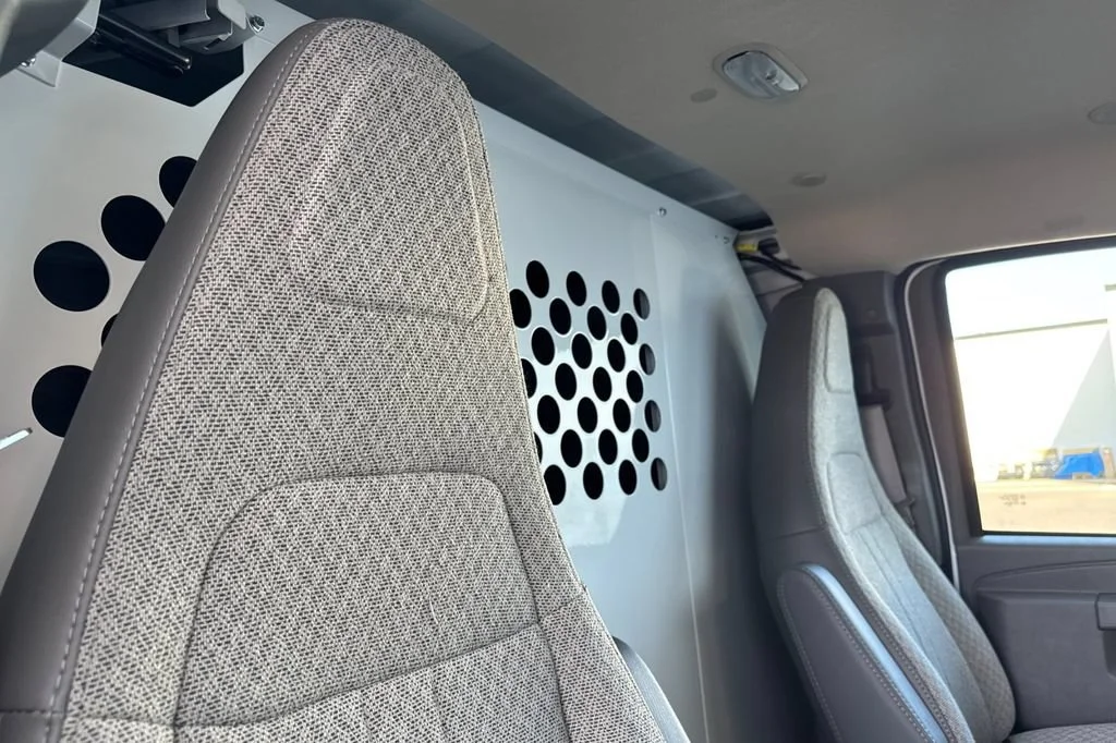 2025 GMC Savana Cargo Work Van - Photo 14
