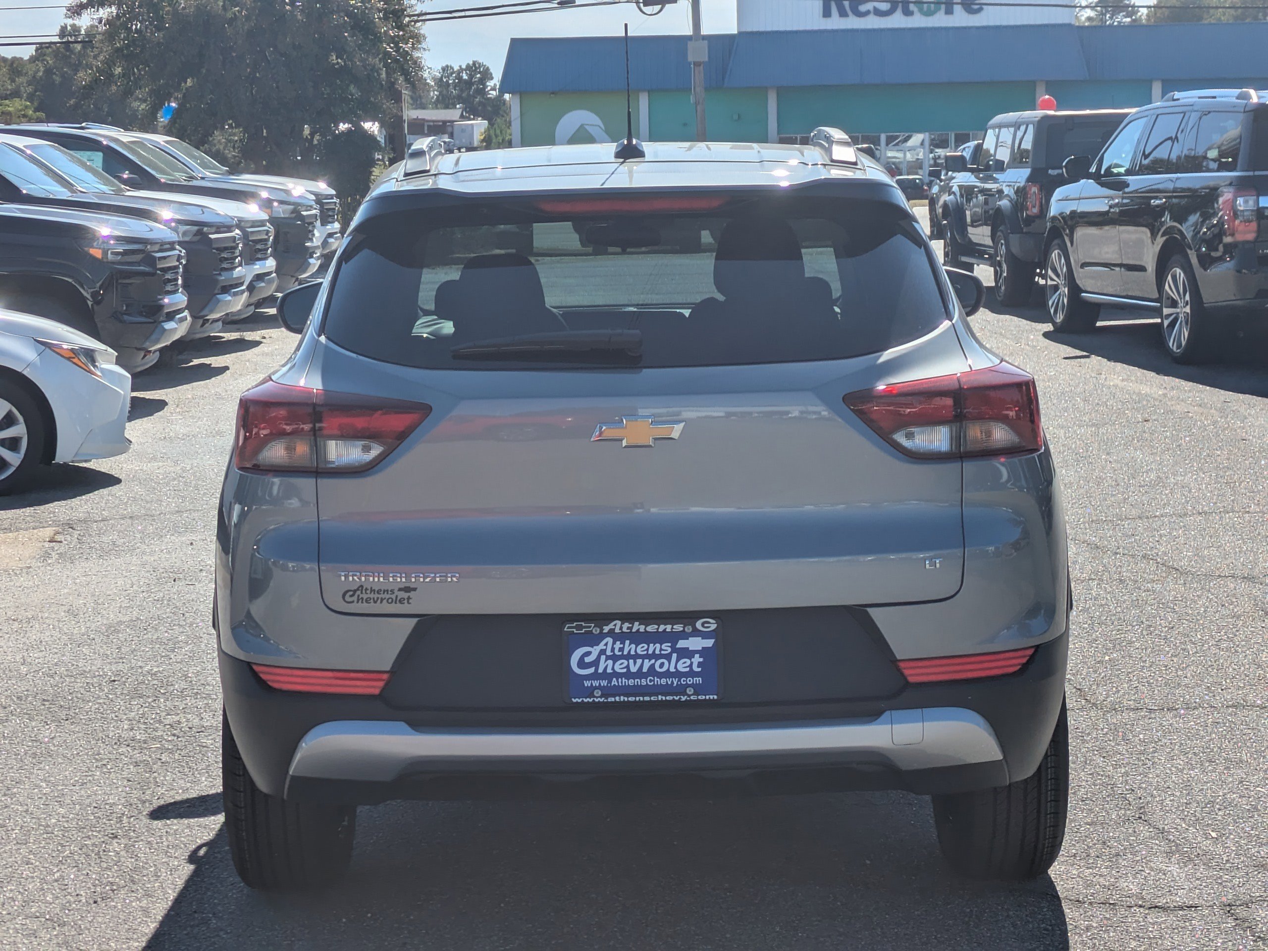 2026 Chevrolet Trailblazer LT photo 3