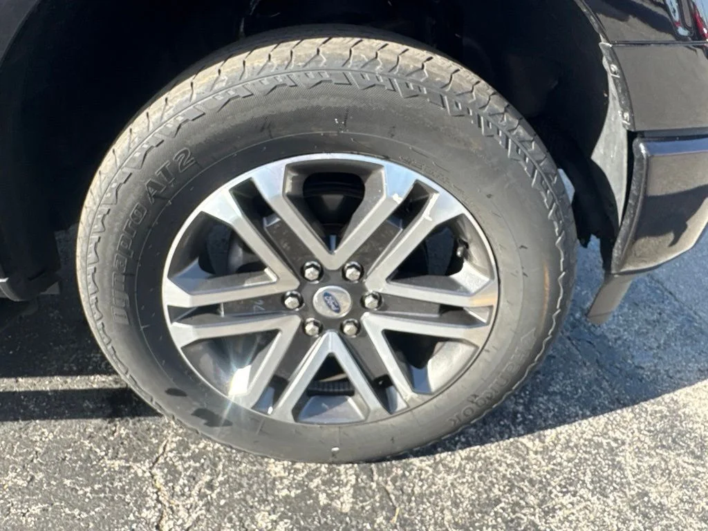 Used 2021 Black Ford XL image 35