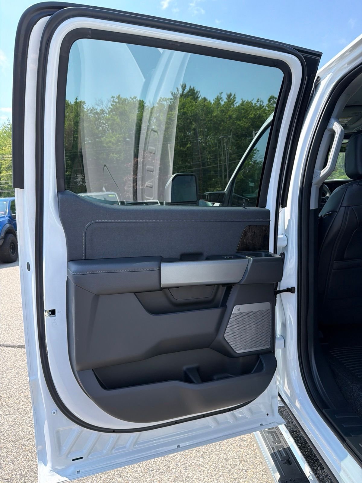 New 2026 Oxford White Ford F-250® Lariat® image 15