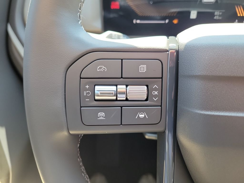 New 2027 White Kia S image 26