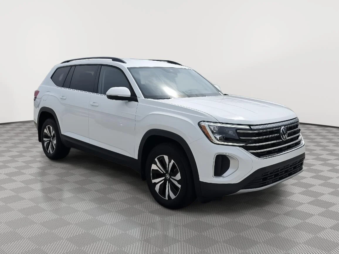 2026 Volkswagen Atlas SE w/Tech