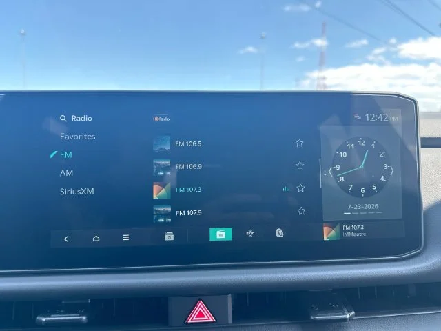 New 2027 Terrain Brown / Black Roof Kia X-Line S image 21