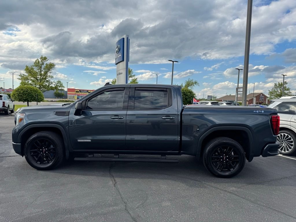 Used 2021 Blue GMC Elevation image 4