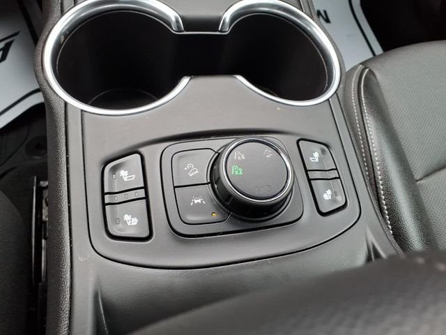 Used 2024 Silver GMC SLT image 22