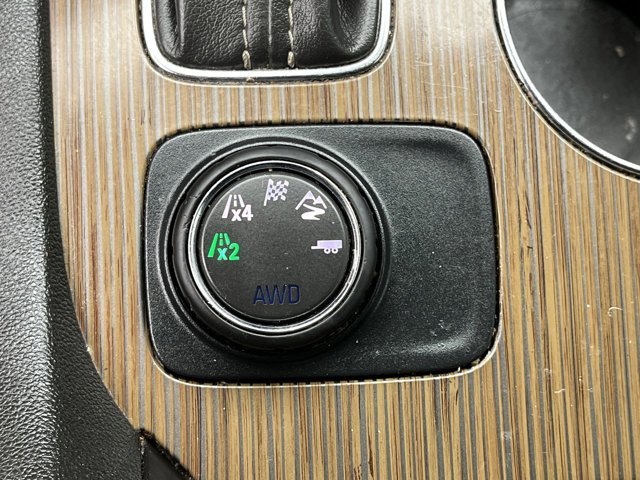 Used 2019 Blue Steel Metallic GMC SLE image 16