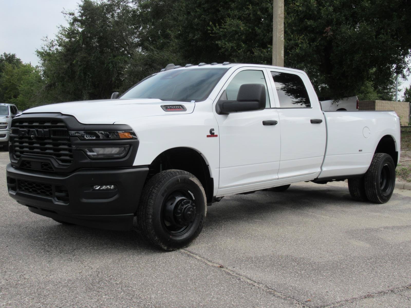 New 2027 Bright White Clear-Coat Exterior Paint RAM Tradesman image 3