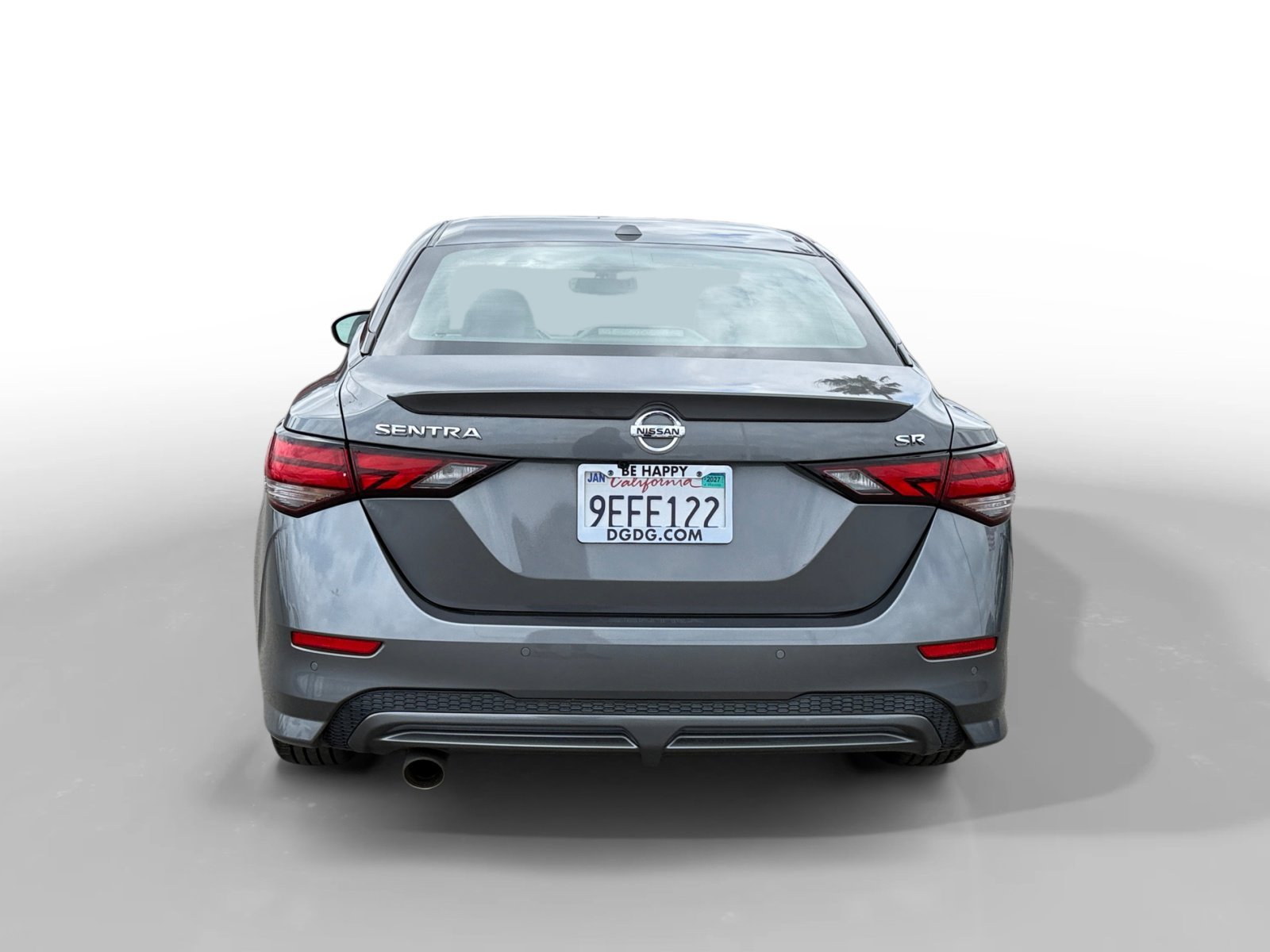 Used 2022 Gun Metallic Nissan SR image 4