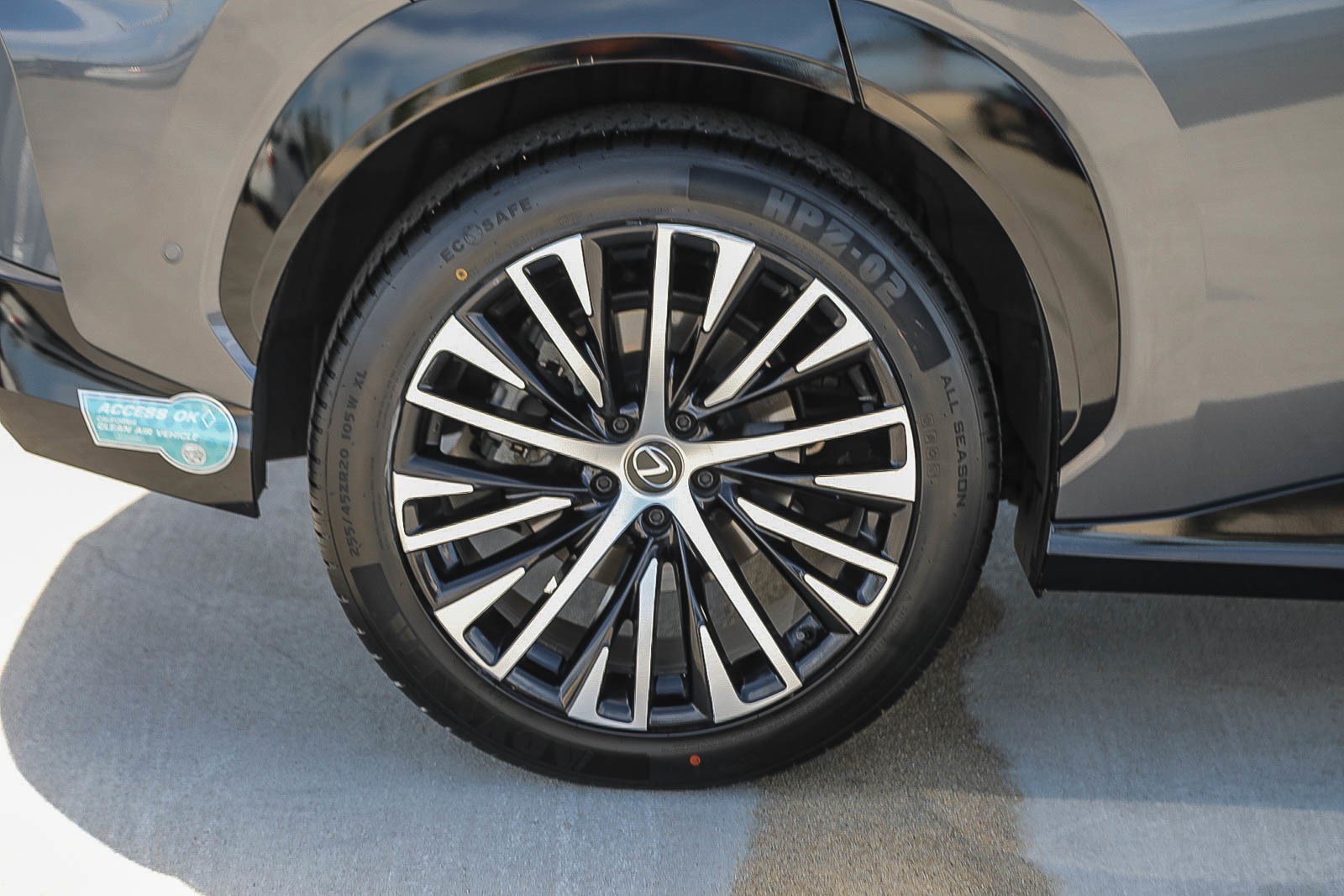 Used 2023 Gray Lexus 450e Premium image 10