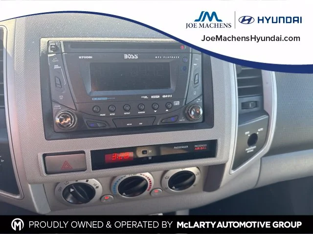 Used 2009 Gray Toyota Base image 8