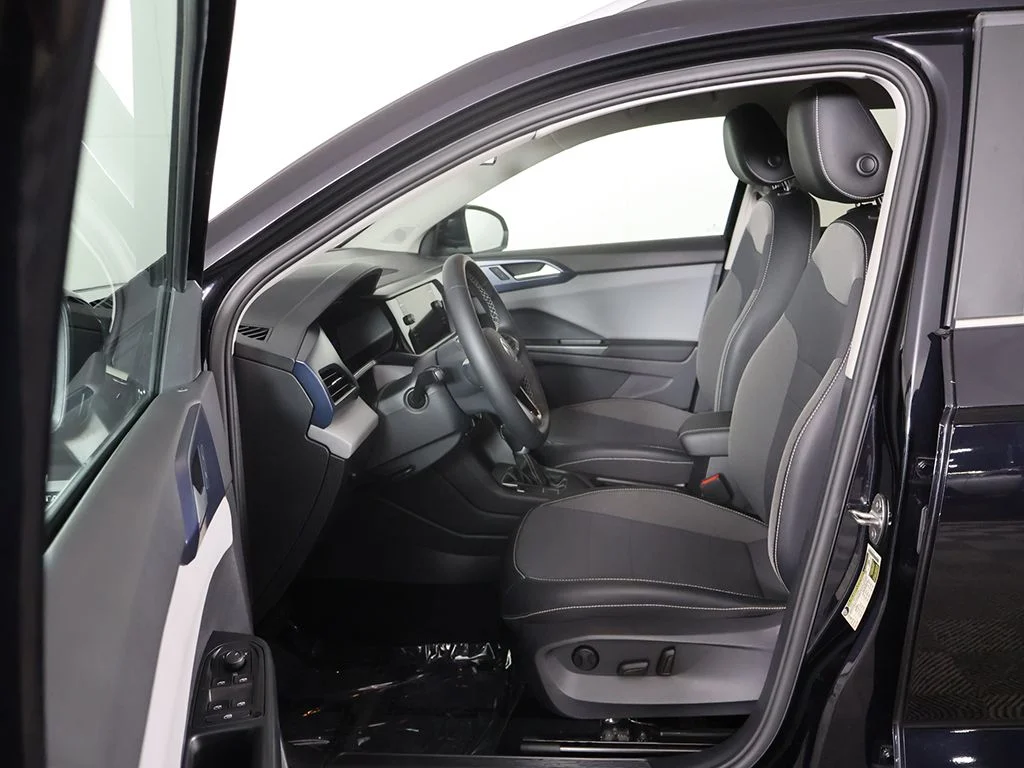 Used 2022 Black Volkswagen 1.5T SE image 27