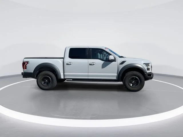 Used 2017 White Ford Raptor image 4
