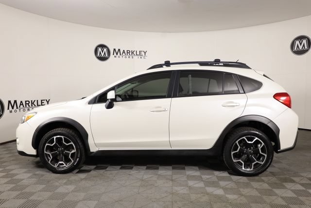 Used 2014 White Subaru 2.0i Limited image 35