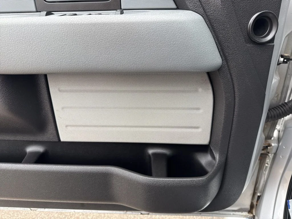 Used 2014 Ingot Silver Metallic Ford XLT image 18