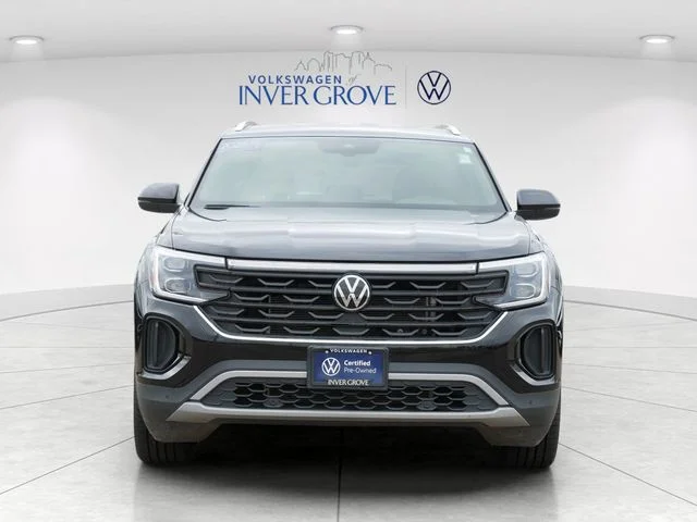 Used 2025 Volkswagen Atlas Cross Sport SE w/Tech with VIN 1V2WE2CA7SC207707 for sale in White Bear Lake, Minnesota