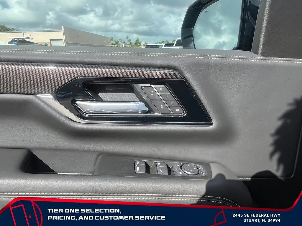 New 2026 Titanium Rush Metallic GMC Elevation image 23