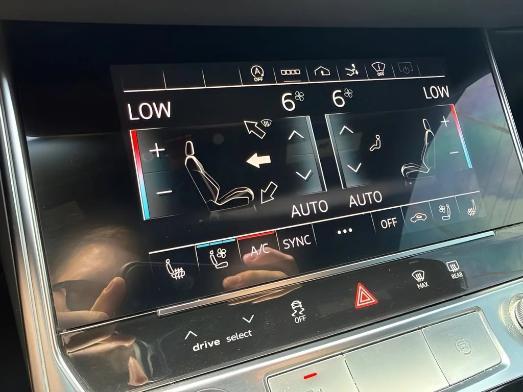 Used 2021  Audi  image 23