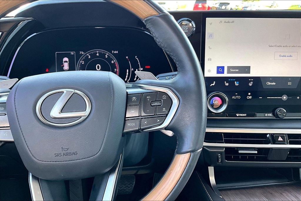 Used 2024 White Lexus 350 Premium image 21