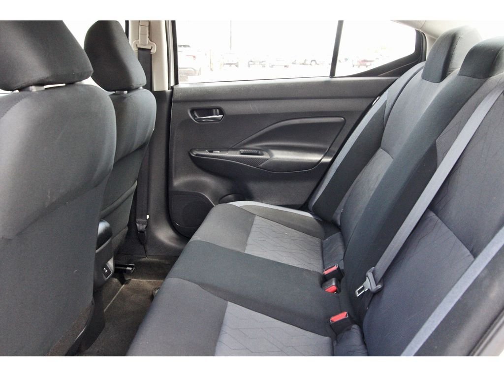 Used 2024 White Nissan 1.6 SV image 30