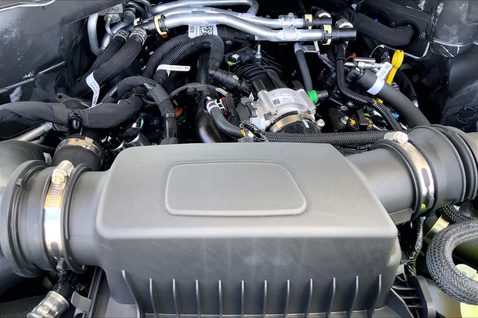 New 2026 Star White Metallic Tri-Coat Ford Tremor® image 16