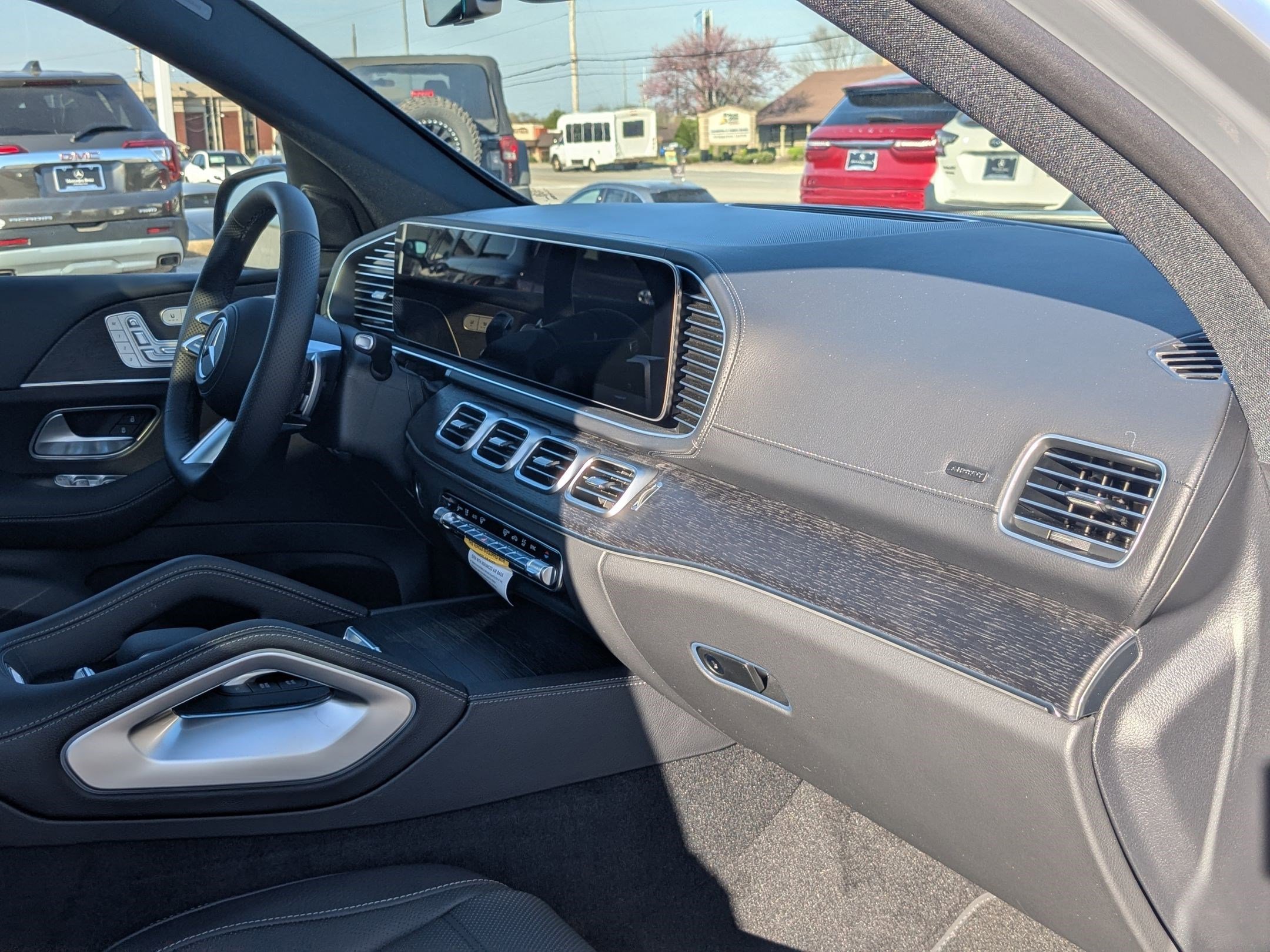 New 2026 MANUFAKTUR Silicon Grey Mercedes-Benz GLS 450 image 71