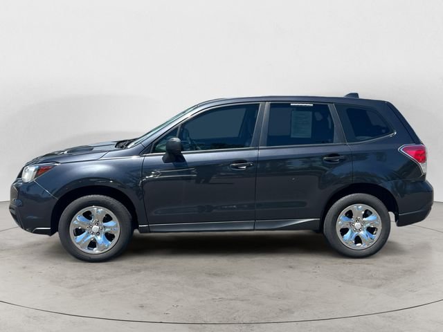 Used 2018 Dark Gray Metallic Subaru 2.5i image 2