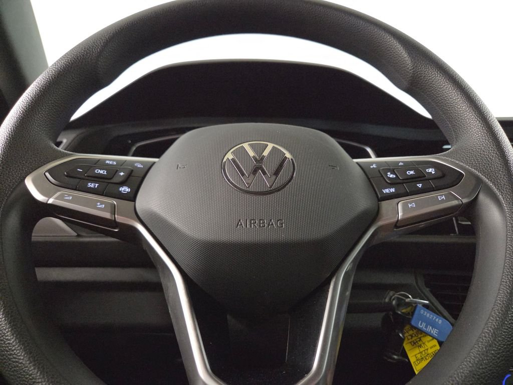 Used 2023  Volkswagen 1.5T Sport image 21