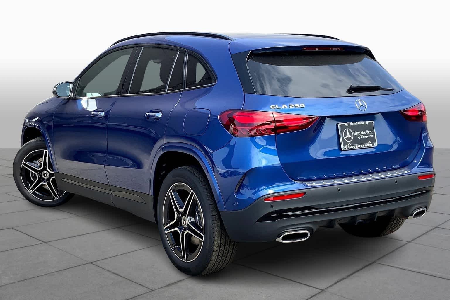 Used 2025 Starling Blue Metallic Mercedes-Benz GLA 250 image 5