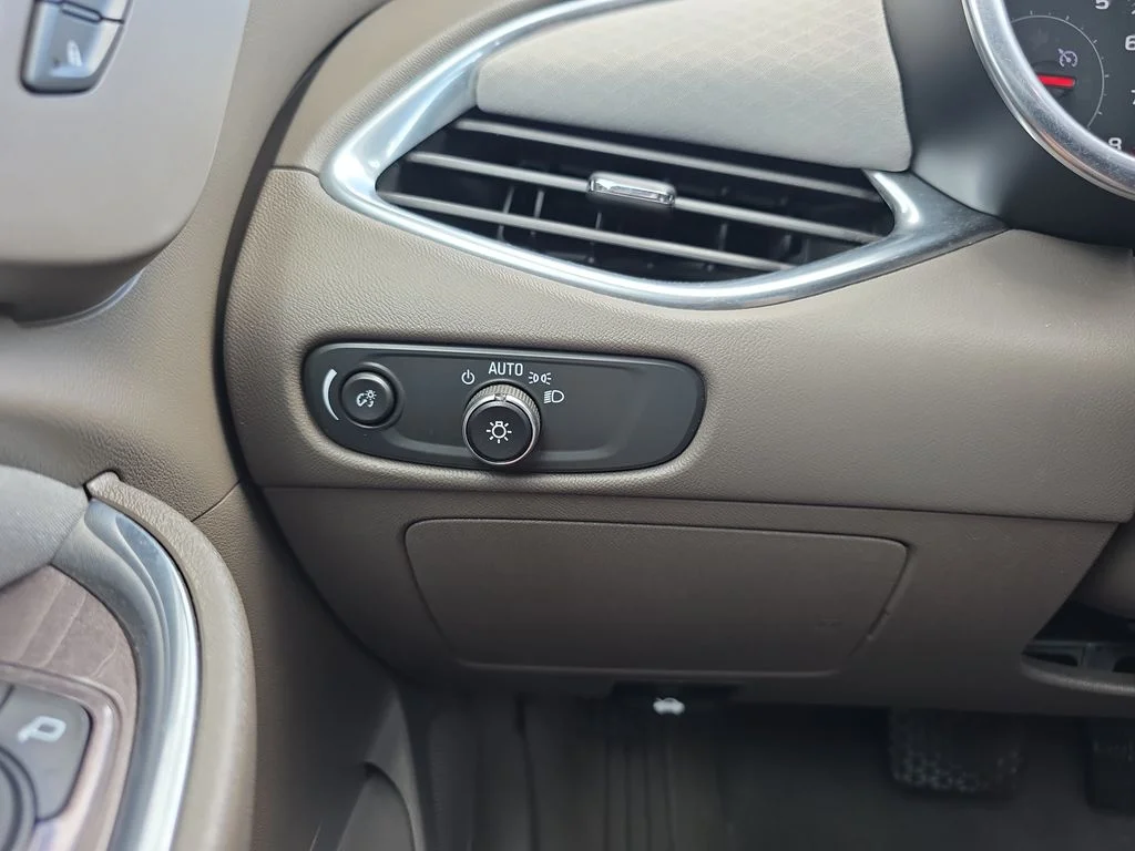 Used 2021 Blue Chevrolet LT image 12