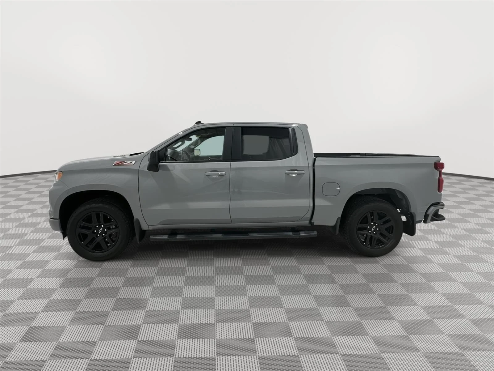 Used 2025 Chevrolet Silverado 1500 RST with VIN 1GCUKEE85SZ127719 for sale in Alexandria, Minnesota
