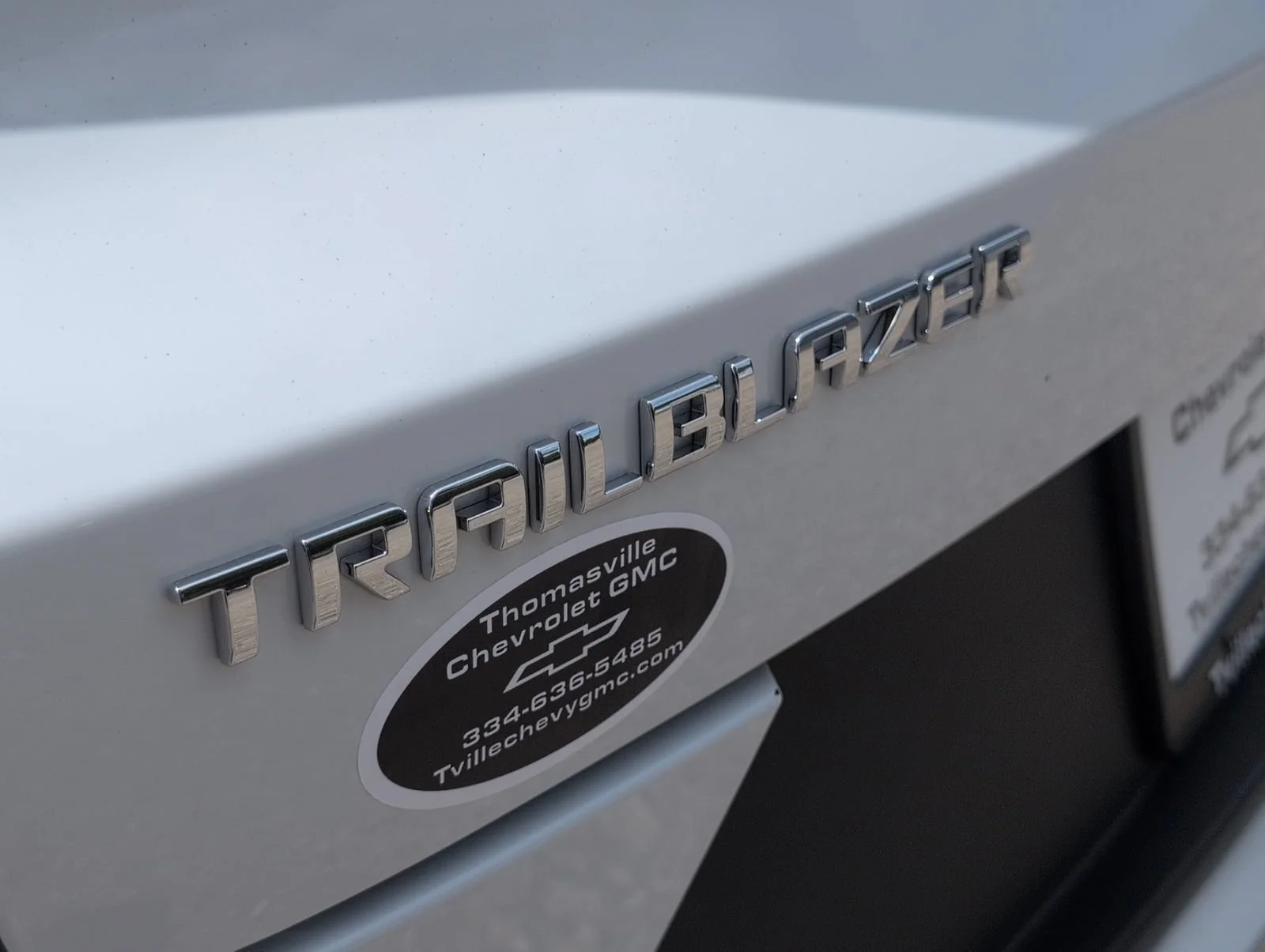 Used 2023 Summit White Chevrolet LT image 6