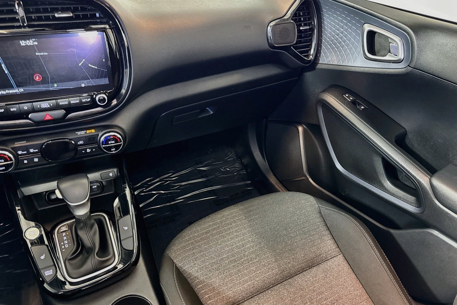 Used 2023 Gravity Gray Kia EX image 22