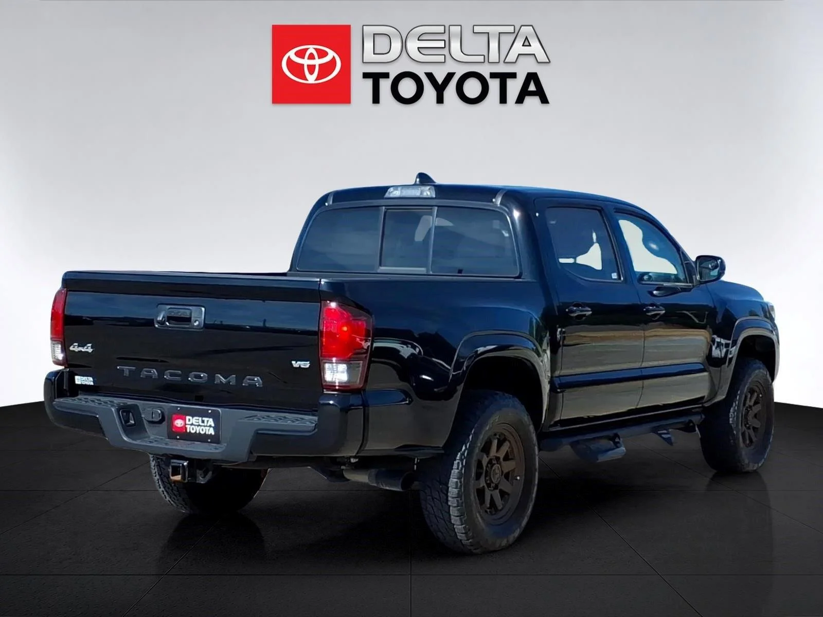 Used 2023 Black Toyota SR V6 image 5