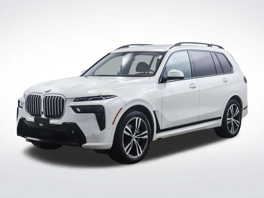 2023 BMW X7 xDrive40i's photo
