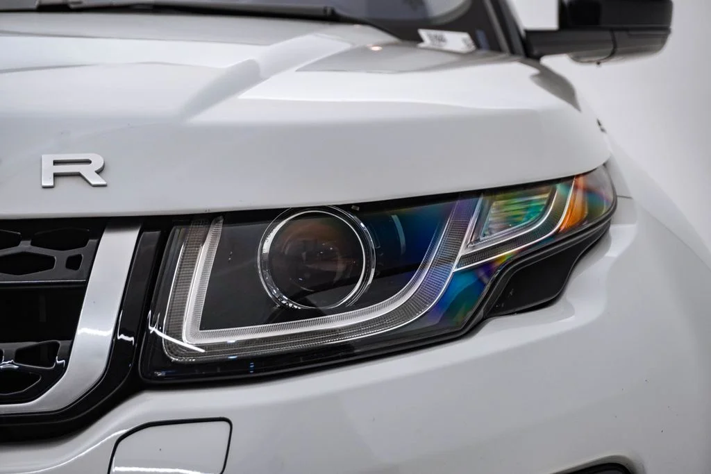 Used 2017 Fuji White Land Rover  image 7