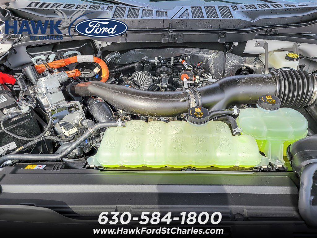 New 2026 Oxford White Ford Lariat® image 20