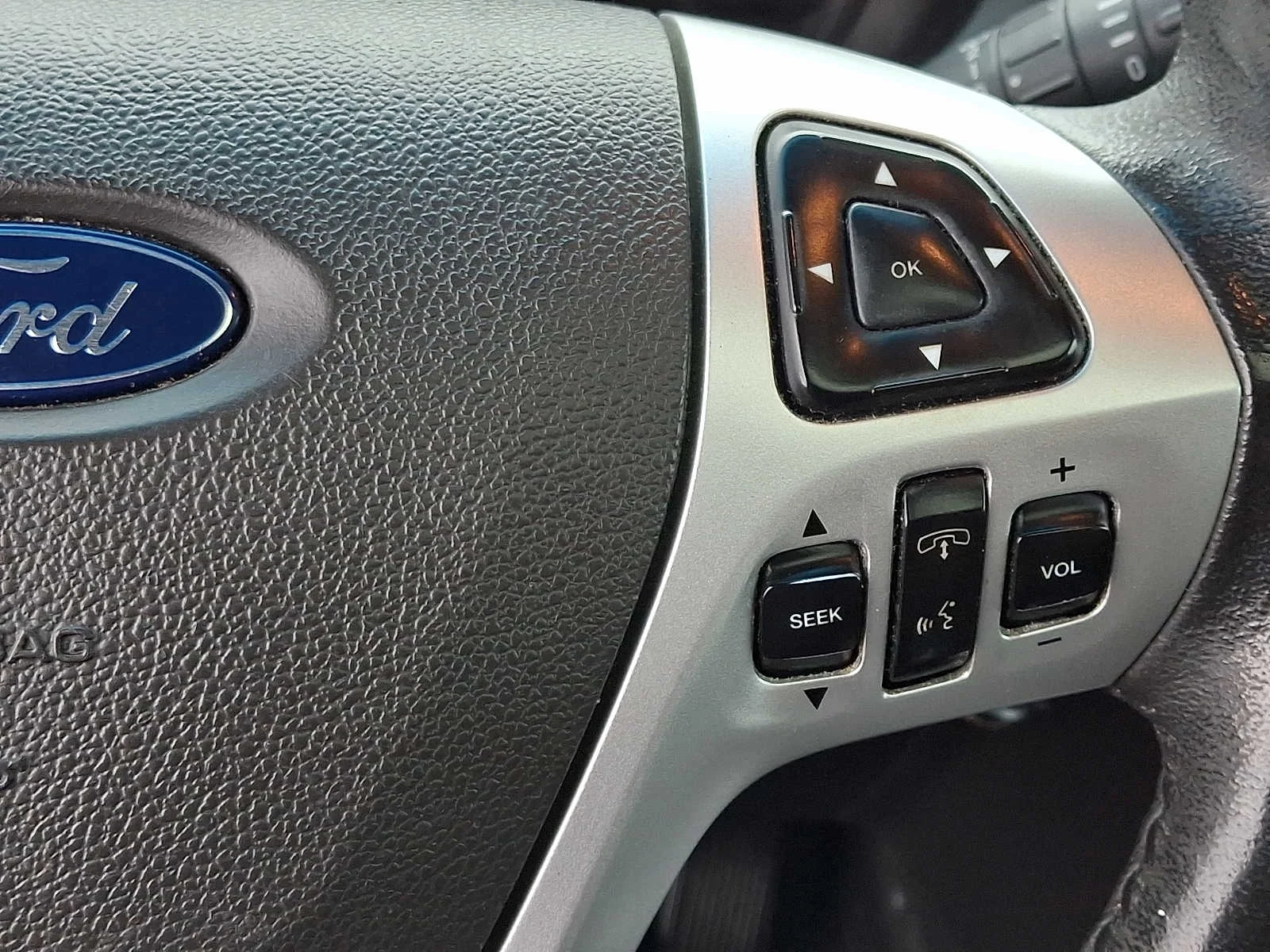 Used 2013 Tuxedo Black Metallic Ford XLT image 22